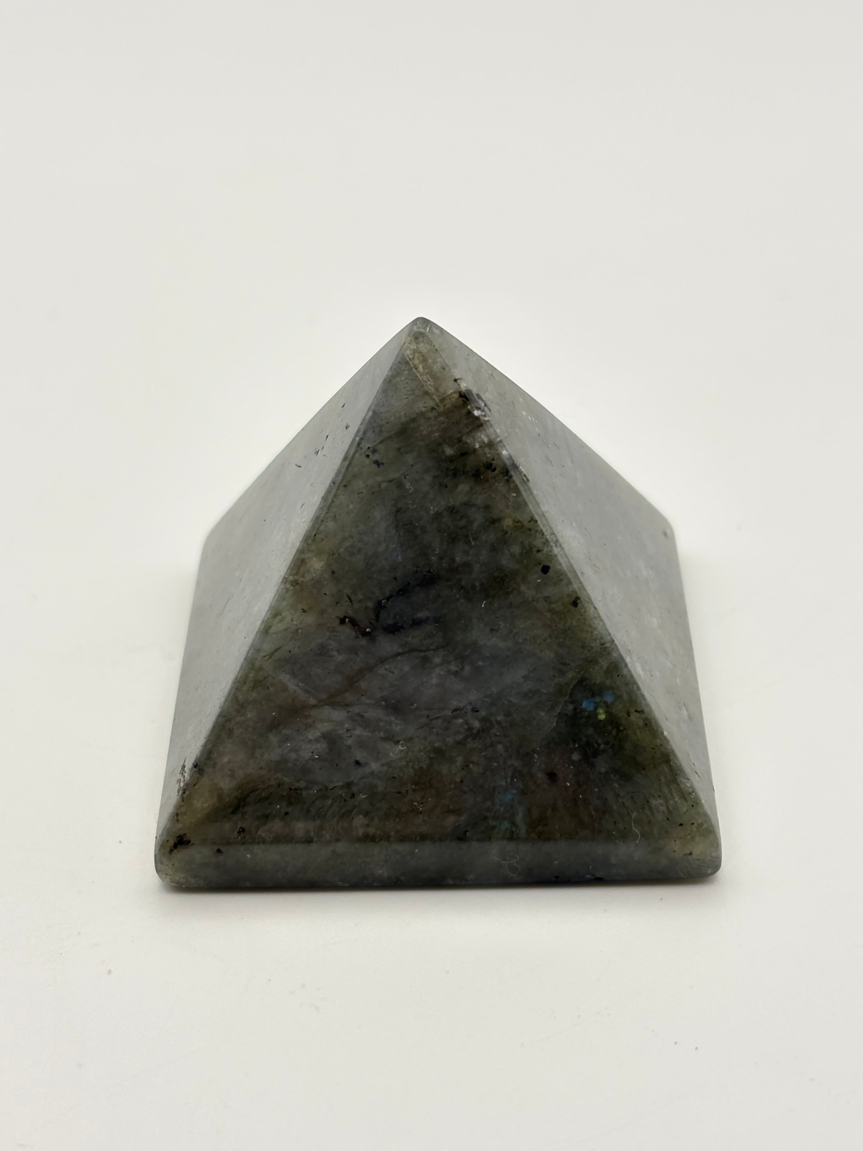 4cm Pyramid