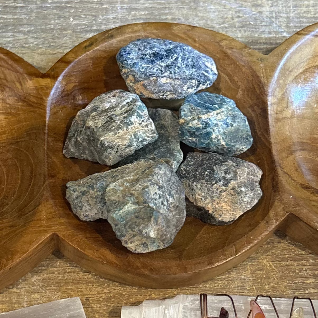 Small Raw Apatite