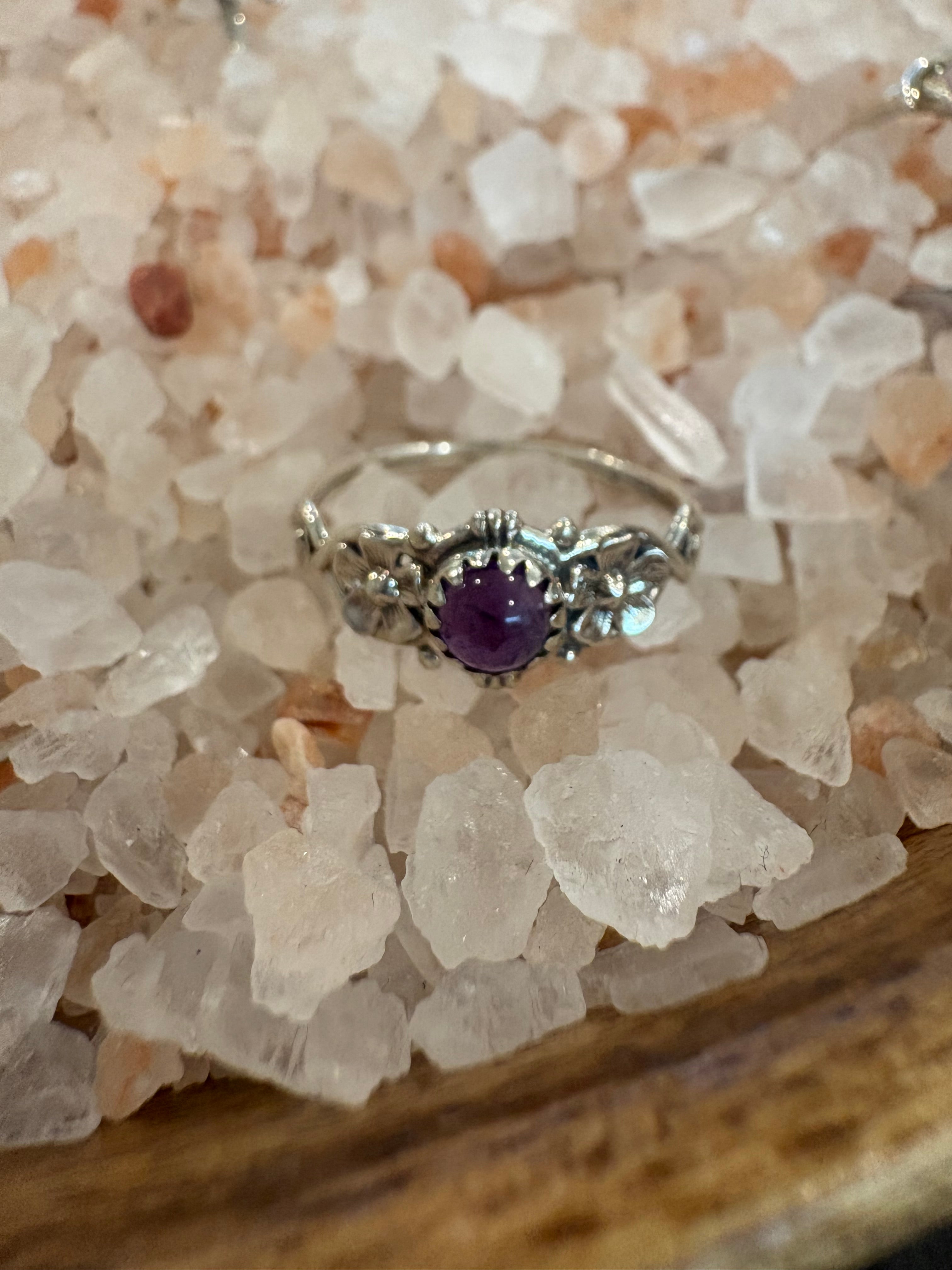 African Amethyst Silver Flower Ring