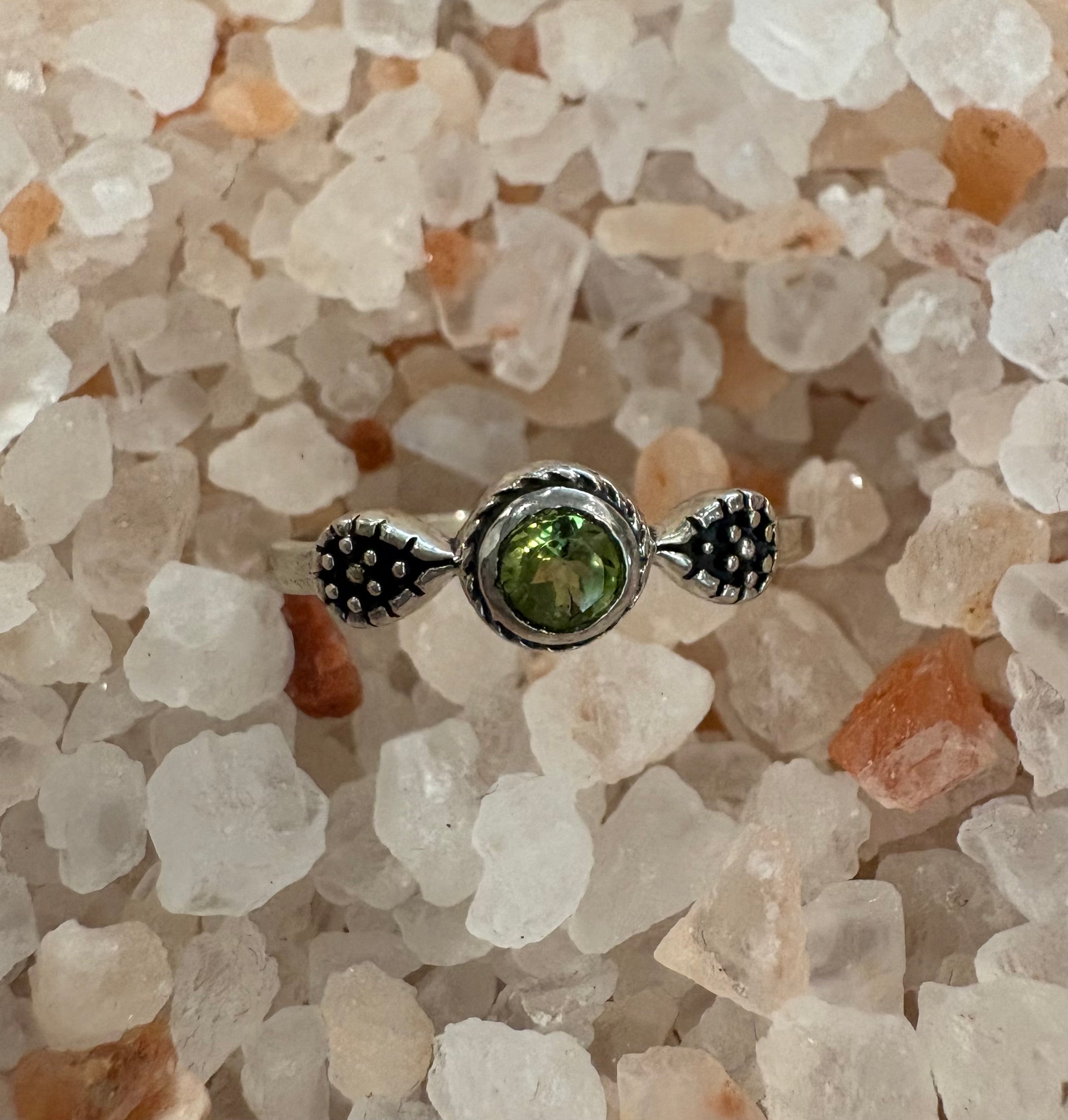 Peridot Circle Silver Ring