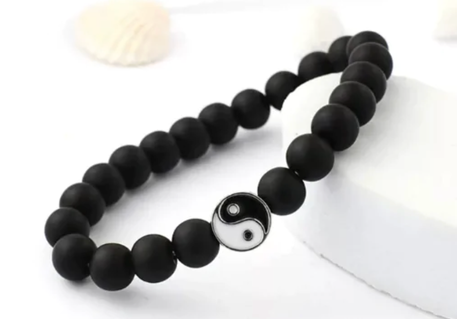 Bead Bracelet (Front Counter)